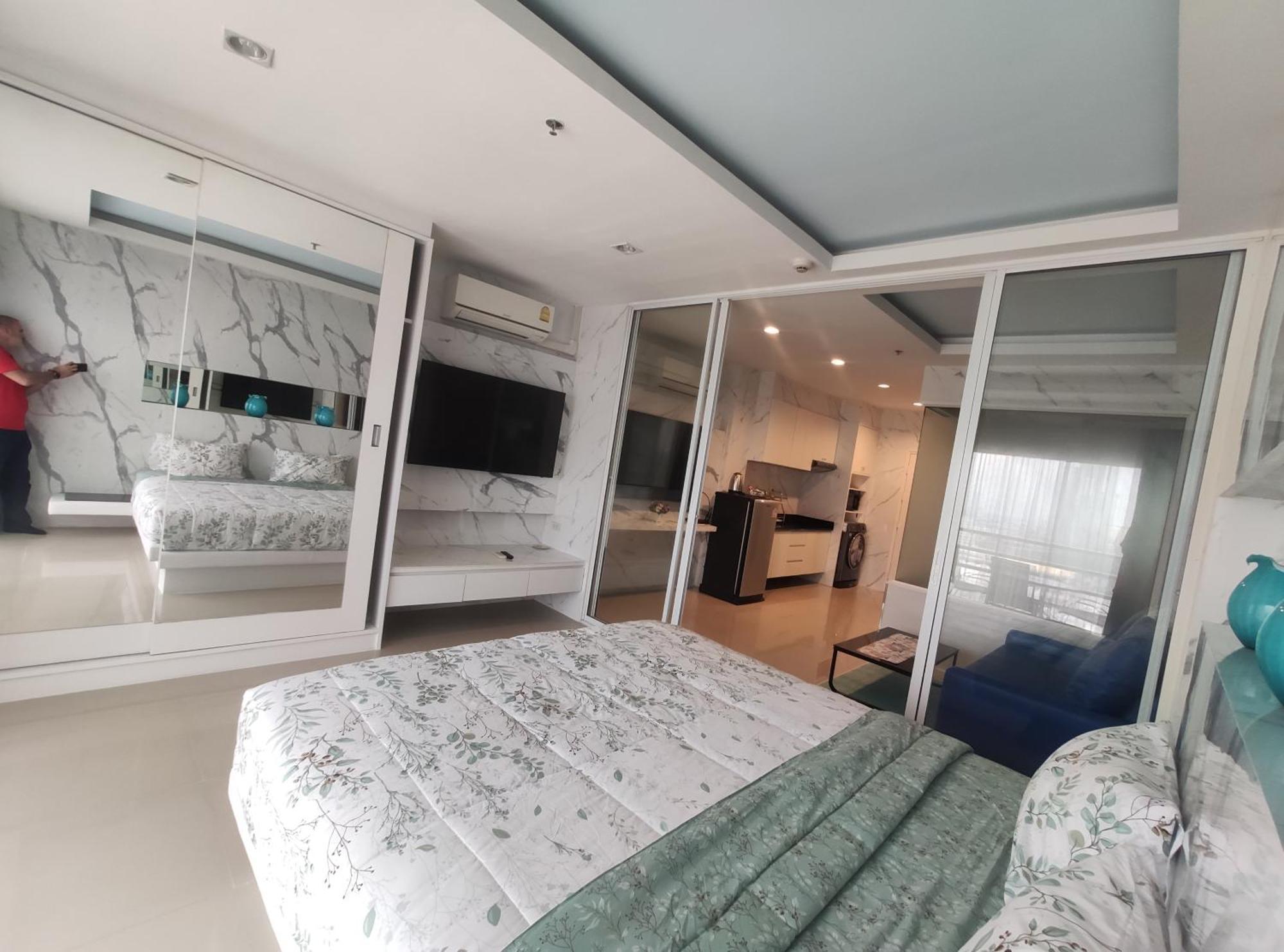View Talay 6 Pattaya Beach By Anatolia Condo Suite Eksteriør bilde