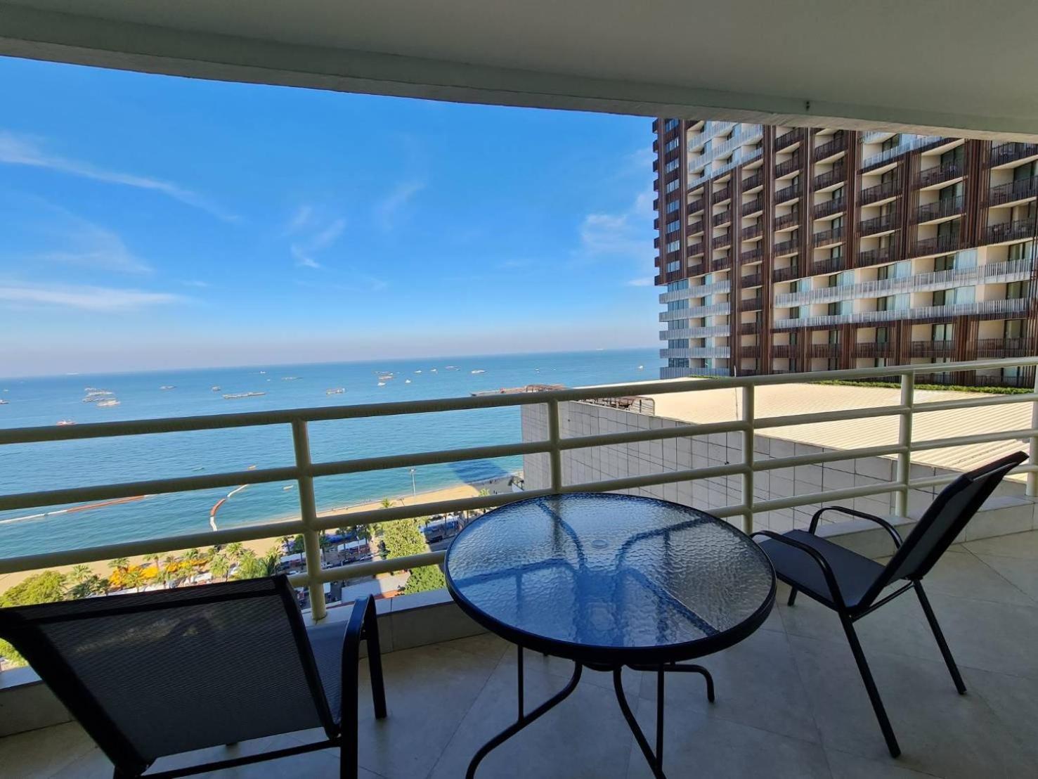 View Talay 6 Pattaya Beach By Anatolia Condo Suite Eksteriør bilde