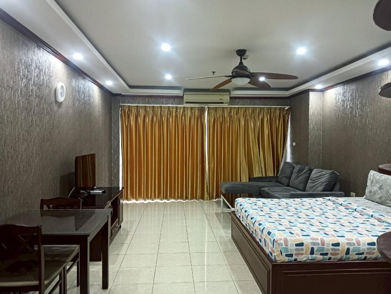 View Talay 6 Pattaya Beach By Anatolia Condo Suite Eksteriør bilde